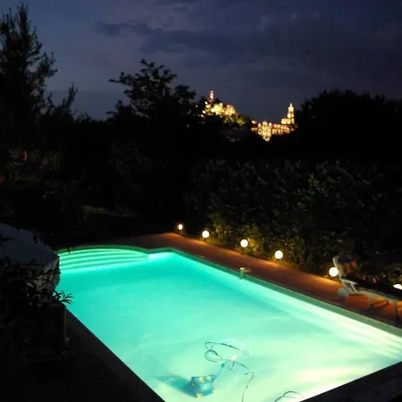 Loriline Bed and breakfast 3*